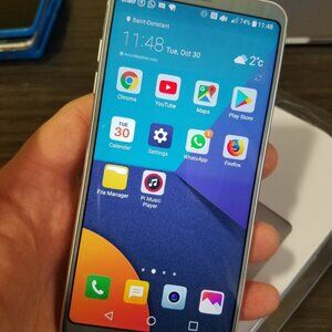 LG G6 ThinQ 32GB Silver, Unlocked. In good condition !!!